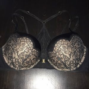 Front close push up bra